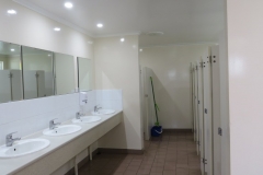 McLaren Vale Cabin and Caravan Park Bathrooms